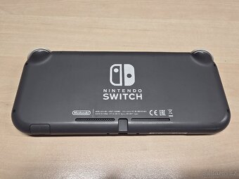 Nintendo Switch Lite - 5