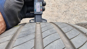 Letní pneu 235/50/19 Michelin - 5