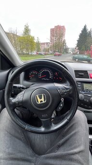 Honda Accord 7 - 5