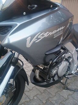 Pěkný Suzuki DL1000 V- Strom - 5
