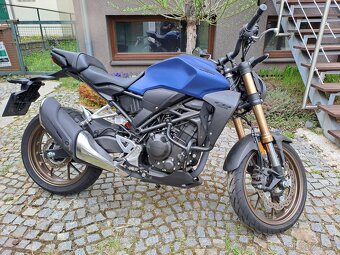Honda CB300R - 5