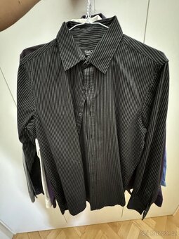8 ks pánských košilí vel. S, slim fit - 5
