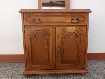 Rustikální předsíň, komoda, zrcadlo, masív - 5