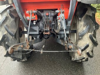 Japonský malotraktor Kubota GL241 s čelním nakl. - 5