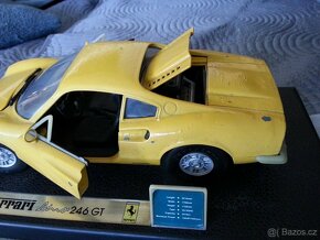 Starý model Ferrari Dino 246 GT ( retro model 24 cm ) - 5