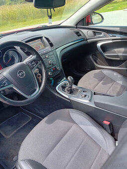 Opel Insignia Sports Tourer 2.0 CDTi 4x4, r. 2013 - 5