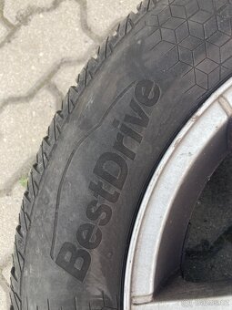 Sada Alu kol z vozu VW Golf, rozteč 5x112, ET38 - 5