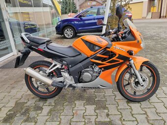Honda CBR 125R - 5