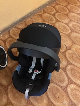 Kočárek Moon a autosedačka Cybex - 5
