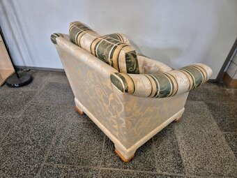 Křeslo s kolečky - pruhované - 5