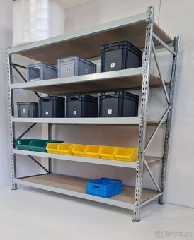 Průmyslový policový regál – pevný a kvalitní. - 5