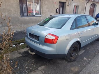 Audi A4 B6 2.0 96 kW benzín alt rok 2001 - 5