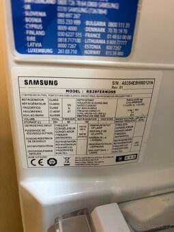 LEDNICE S MRAZÁKEM SAMSUNG - 5