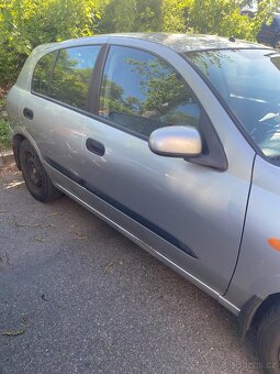 Nissan Almera 1.5 Benzín - 5
