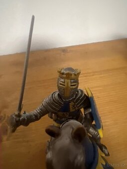 Schleich rytíř s mečem na koni - 5