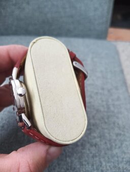 Zaujímavé atypické hodinky - naťahovacie, mechanické - 5