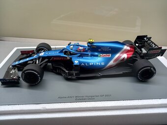 ALPINE A521 ESTEBAN OCON VÍTĚZ GP MAĎARSKA 2021 SPARK 1:18 - 5