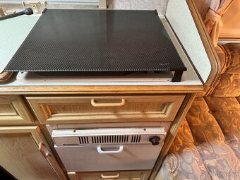 Karavan - 5