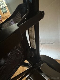 Kočárek do 22 kg JOIE Brisk™ LX 2025 Laurel golfové hole - 5