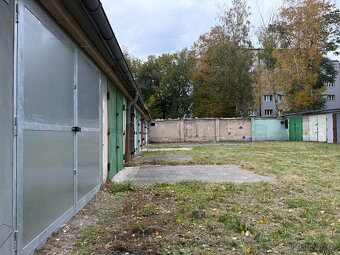 Pronájem nadstandardně velké garáže – Moravská Ostrava, ul. - 5