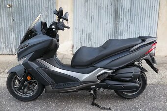 Kymco X Town 125i - 5