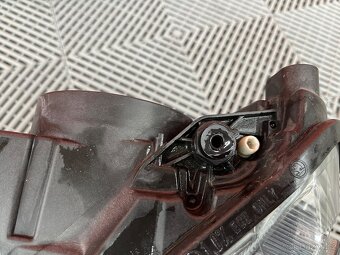 Škoda Superb 3 svetlo - 5