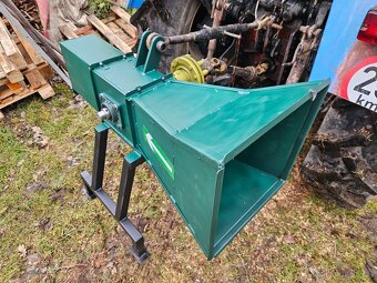 Špalíkovač za traktor - 5