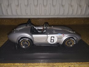 Nová cena 1:18 Shelby Cobra 427 S/C Kyosho - 5