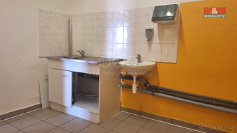 Pronájem obchodního objektu,164 m², Česká Lípa, ul. 28.října - 5