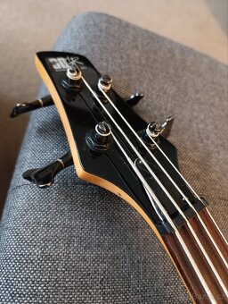 Basová kytara Ibanez z 90.let - 5