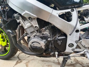 Honda CBR 900 RR - 5