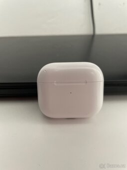 Apple AirPods pro 1 - 5