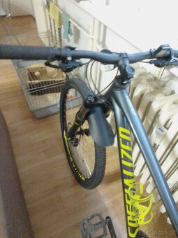 Prodávám neoježděné kolo specialized - 5