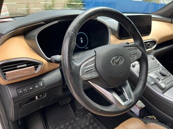 Hyundai SantaFe 2.2 CRDI LUXURY 4x4 2021,7míst, Diesel 148kW - 5