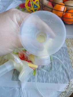 Odsávačka mléka Medela - 5