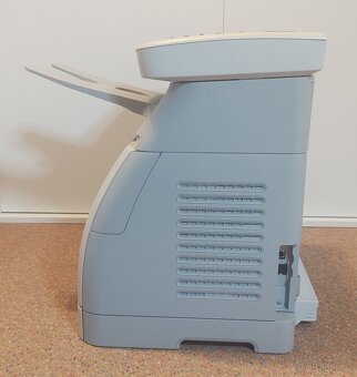 HP Color LaserJet CM1015 MFP - 5