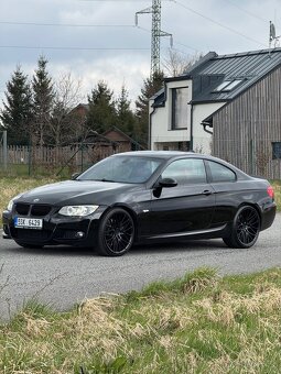 Bmw E92 335i LCI look červený interier - 5