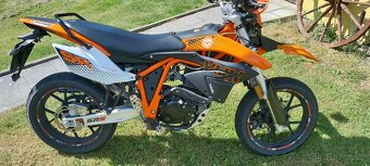 Yuki 125i SR - 5