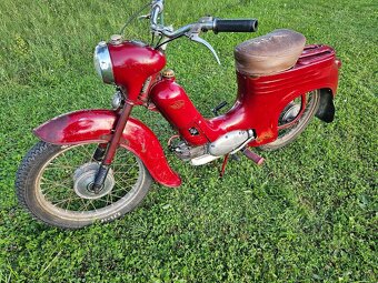 Jawa pařez 555 - 5
