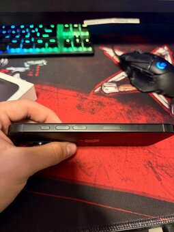 iPhone 16 Pro 128gb černý ZÁRUKA - 5