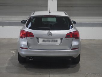 Opel Astra 1.4T , 103 kW benzín, 2011 - 5