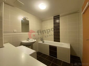 Prodej krásného bytu 4+kk Komens.nám. 93m2 + 49m2 terasa ve  - 5