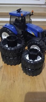 Bruder - Traktor+přídavná kola 4X - 5