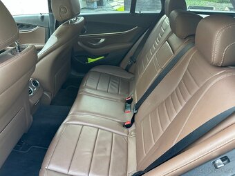 Mercedes E220d 4 matic 2018, plný servis, 100% nájezd - 5