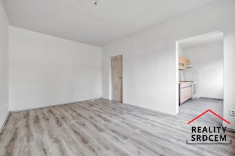 Pronájem bytu v os. vlast. 2+1/55 m2 na ul. Nedbalova, Karvi - 5