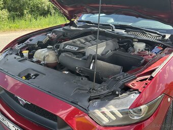 Ford Mustang GT 5.0 V8 - 5