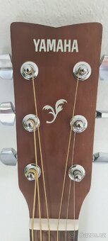Kytara Yamaha - 5