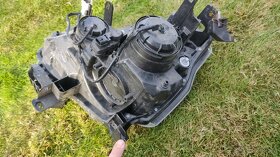 Nissan X-Trail XTrail X Trail T31 - Svetlo Svetlomet Lampa - 5