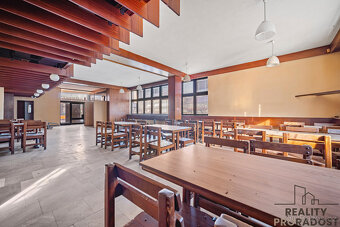 Prodej komerční nemovitosti, 320m2, Řečany nad Labem - 5