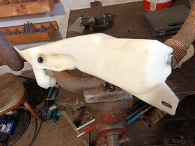 Nádobka ostřikovačů Opel Calibra V6 - 5